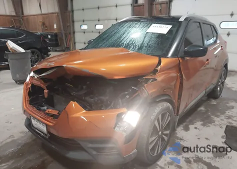 2018 Nissan Kicks Sv z USA, uszkodzony, nr VIN 3N1CP5CU3JL541121